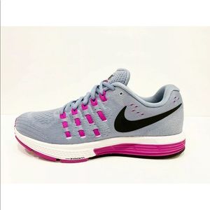 NIKE Zoom Vomero 11 Running Shoes 9.5 athletic 🔥